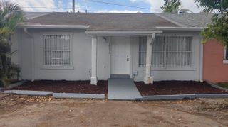 18050 NW 41st Place, Miami Gardens, FL 33055