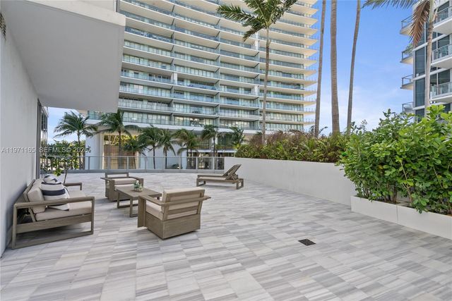 801 S Pointe Dr 204, Miami Beach, FL 33139