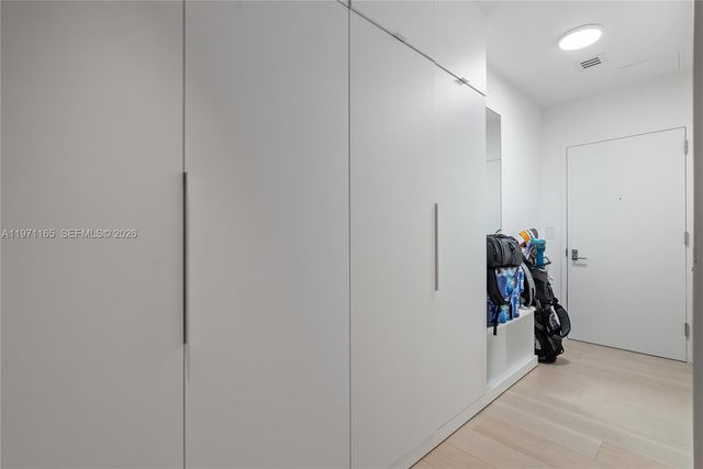 801 S Pointe Dr 204, Miami Beach, FL 33139