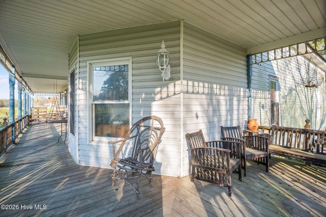 295 Henry Dunn Pickett Road, Beulaville, NC 28518