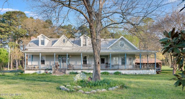 295 Henry Dunn Pickett Road, Beulaville, NC 28518