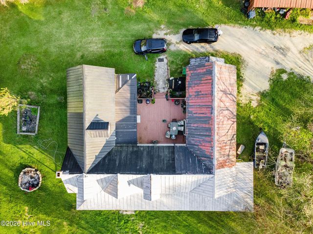 295 Henry Dunn Pickett Road, Beulaville, NC 28518