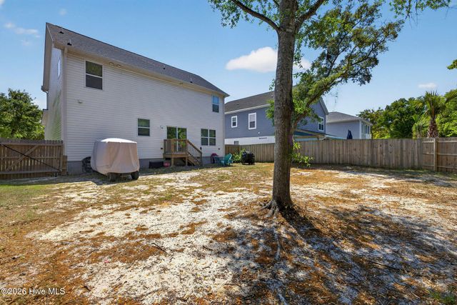 163 NE 2nd Street, Oak Island, NC 28465