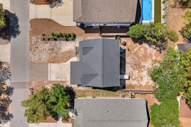 163 NE 2nd Street, Oak Island, NC 28465