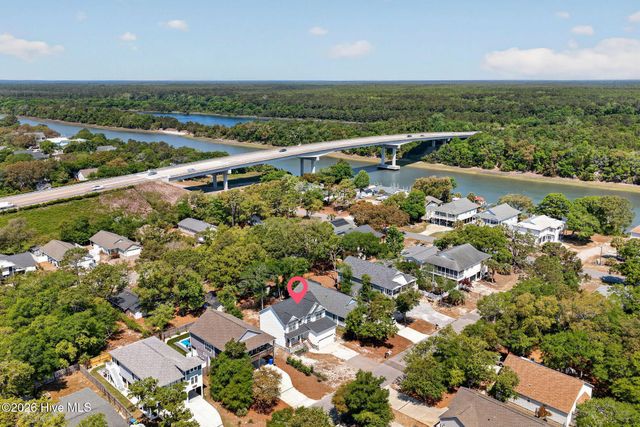 163 NE 2nd Street, Oak Island, NC 28465