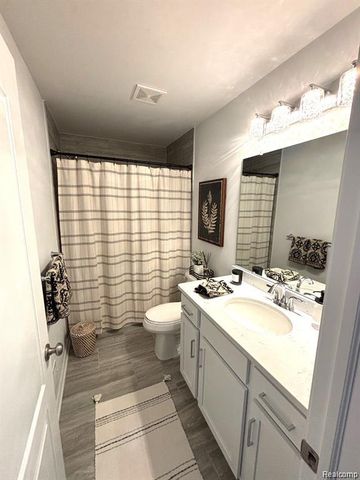 33806 Au Sable NEW Drive 38, New Baltimore, MI 48047