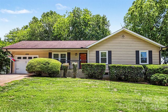 115 Cartway Lane, Statesville, NC 28625