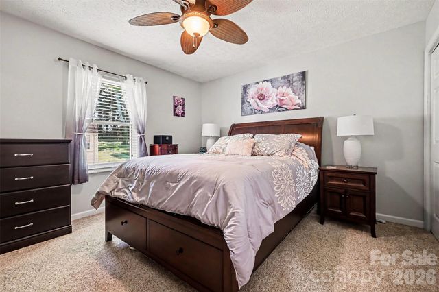 115 Cartway Lane, Statesville, NC 28625