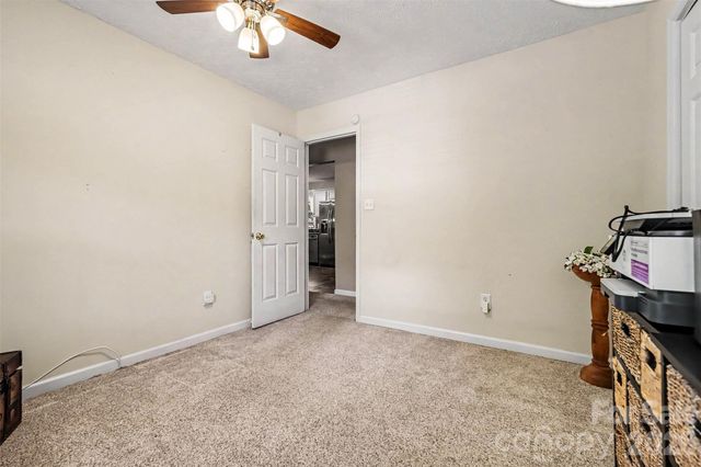 115 Cartway Lane, Statesville, NC 28625