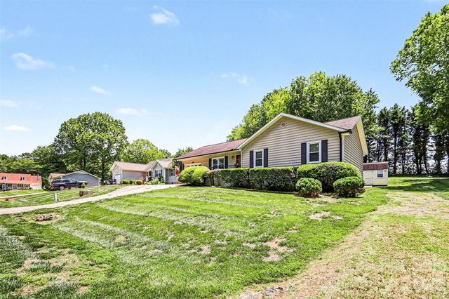 115 Cartway Lane, Statesville, NC 28625