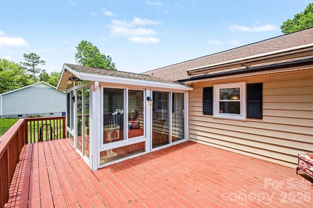 115 Cartway Lane, Statesville, NC 28625