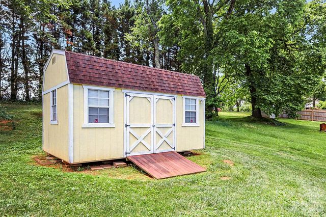 115 Cartway Lane, Statesville, NC 28625