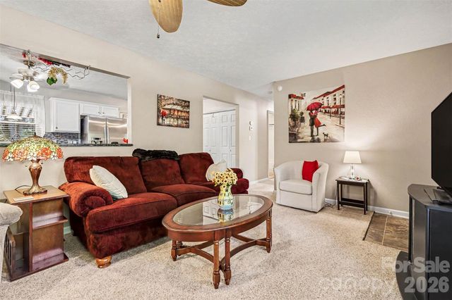 115 Cartway Lane, Statesville, NC 28625