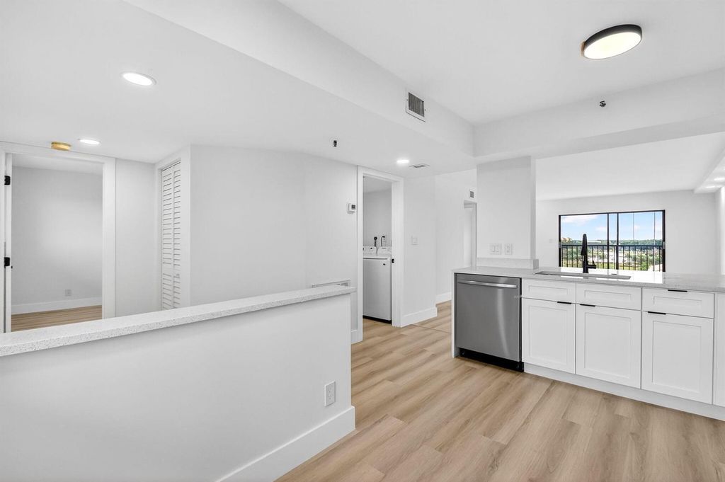 6866 Huntington Lane 707, Delray Beach, FL 33446
