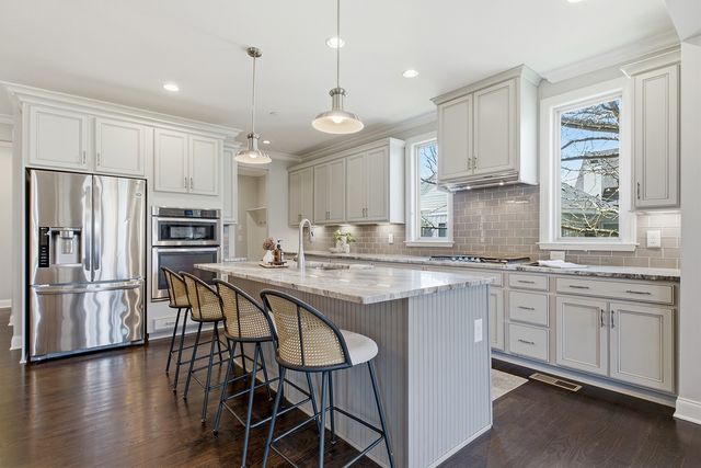 138 Haverford Dr, Nashville, TN 37205