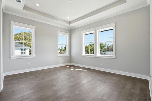 865 53RD AVENUE N, St Petersburg, FL 33703