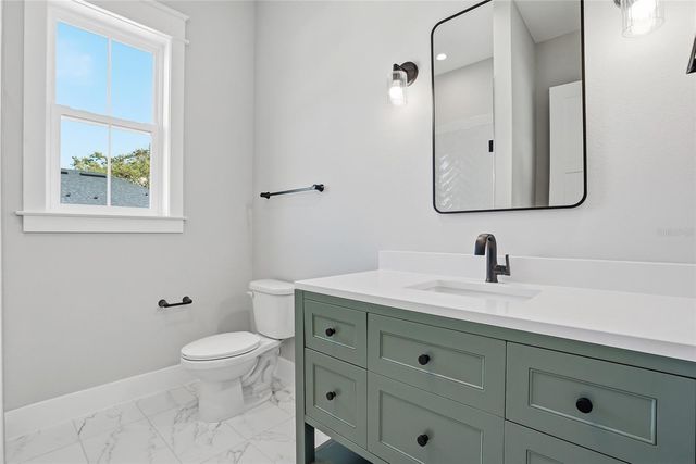 865 53RD AVENUE N, St Petersburg, FL 33703