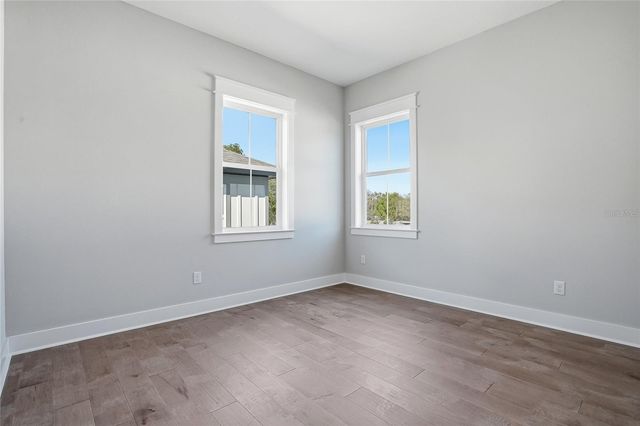 865 53RD AVENUE N, St Petersburg, FL 33703