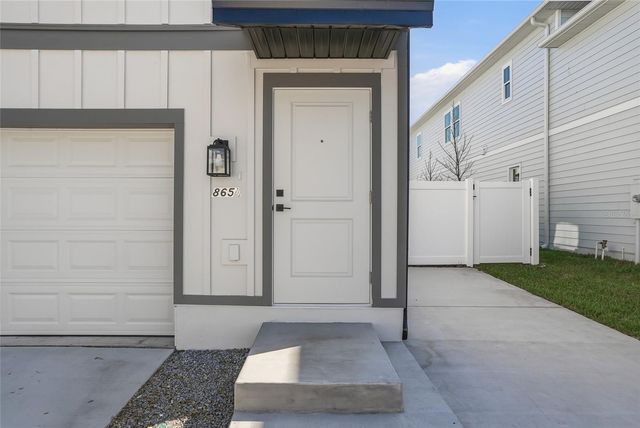 865 53RD AVENUE N, St Petersburg, FL 33703