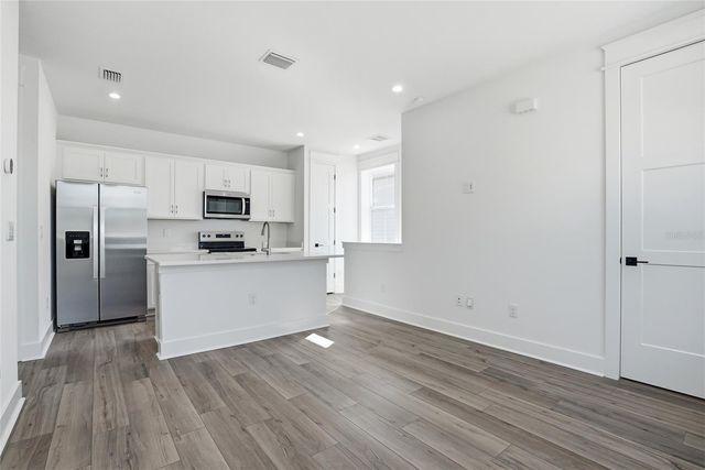 865 53RD AVENUE N, St Petersburg, FL 33703