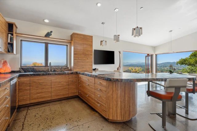 16996 Sky Valley Drive, Ramona, CA 92065