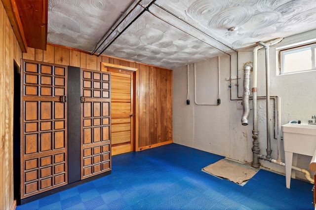 20 Woodchester Cir, Waltham, MA 02451