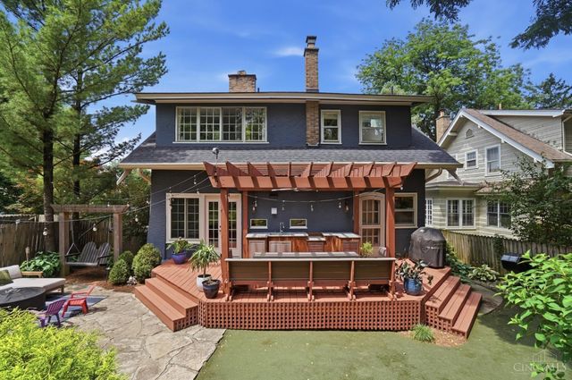 3428 Saint Johns Place, Cincinnati, OH 45208