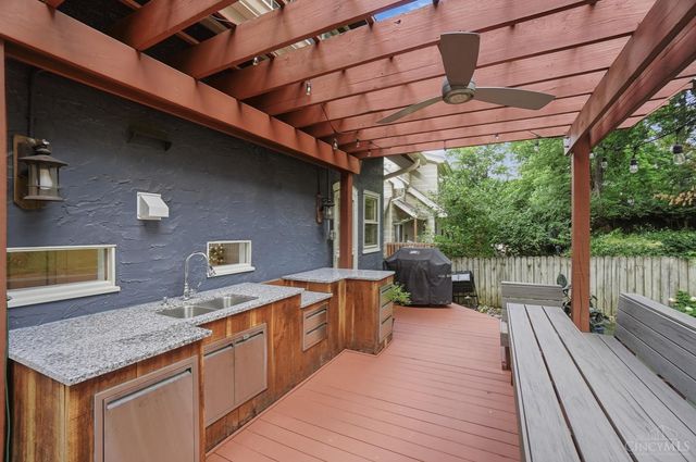 3428 Saint Johns Place, Cincinnati, OH 45208