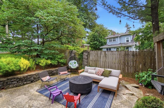 3428 Saint Johns Place, Cincinnati, OH 45208