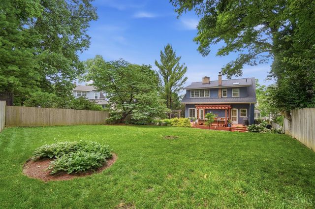 3428 Saint Johns Place, Cincinnati, OH 45208