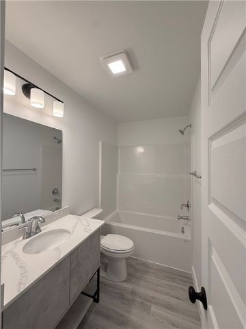 851 Reading Railroad Lane, Bentonville, AR 72713