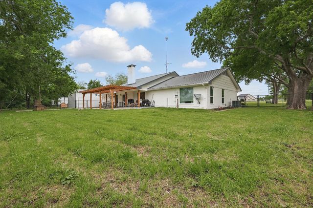 5247 Fm 1569, Farmersville, TX 75442