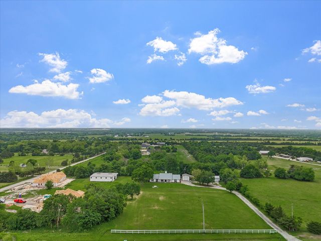 5247 Fm 1569, Farmersville, TX 75442