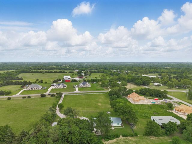 5247 Fm 1569, Farmersville, TX 75442