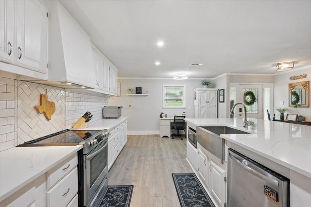 5247 Fm 1569, Farmersville, TX 75442