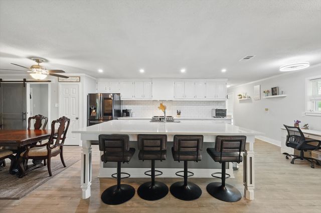 5247 Fm 1569, Farmersville, TX 75442