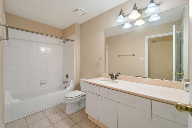 4211 Hambledon Village Drive, Houston, TX 77014