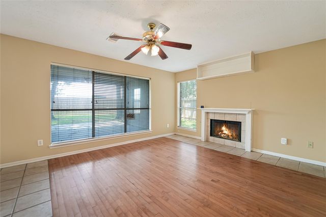 4211 Hambledon Village Drive, Houston, TX 77014