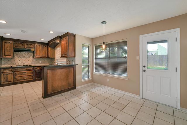 4211 Hambledon Village Drive, Houston, TX 77014