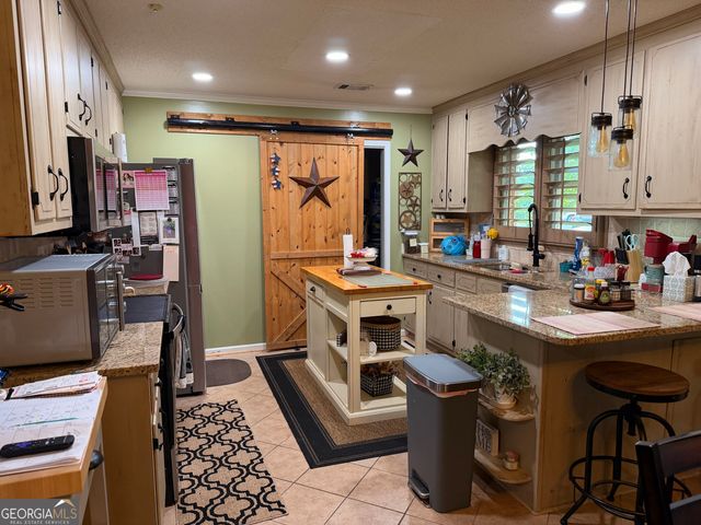 85 Cotton Bend, Cartersville, GA 30120