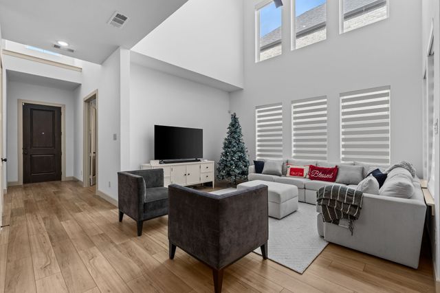 9540 Hedge Street, Frisco, TX 75034