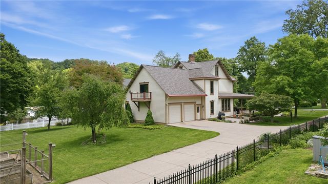 1001 Glenshaw Ave, Shaler, PA 15116
