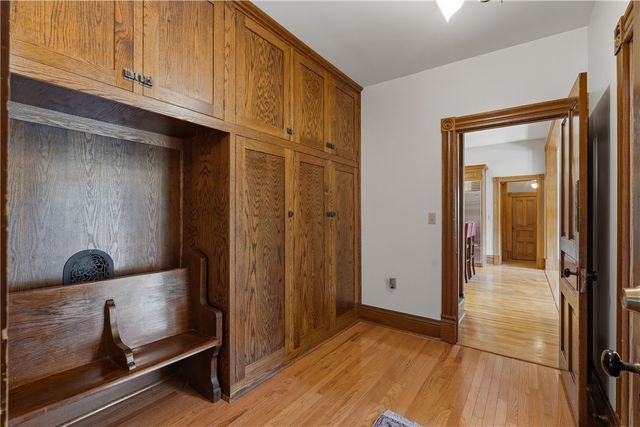 1001 Glenshaw Ave, Shaler, PA 15116