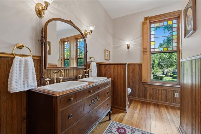 1001 Glenshaw Ave, Shaler, PA 15116