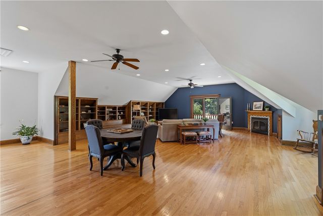1001 Glenshaw Ave, Shaler, PA 15116