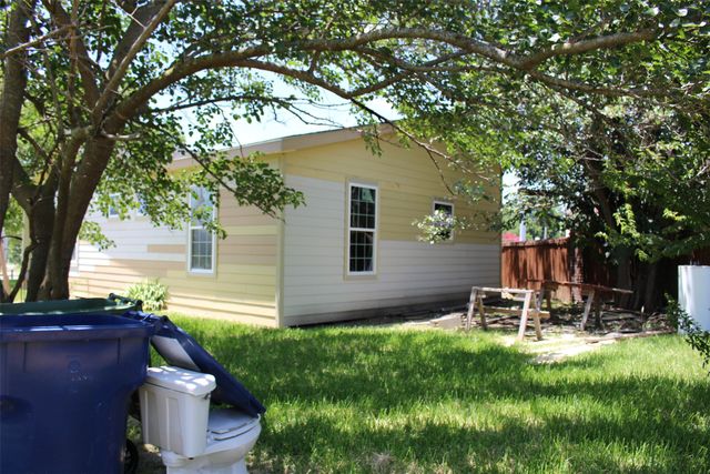 2909 Bobtown Road, Garland, TX 75043