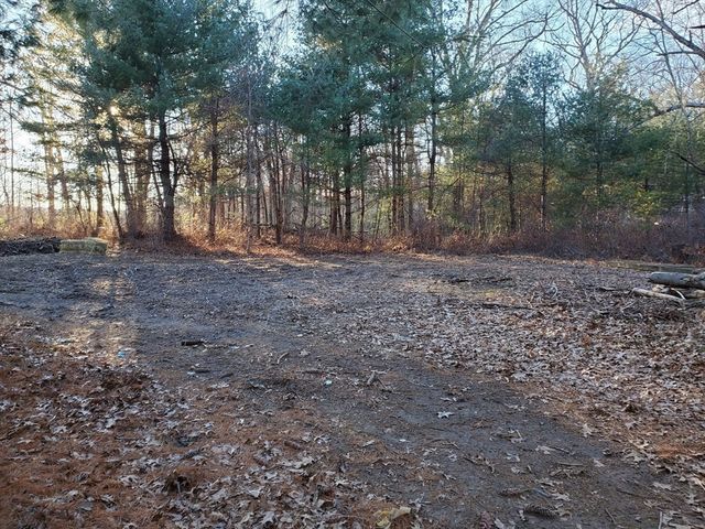 70 Summer Street, Palmer, MA 01079