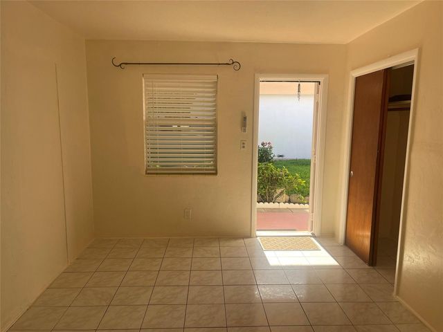 1727 DEWEY Street 3, Hollywood, FL 33020
