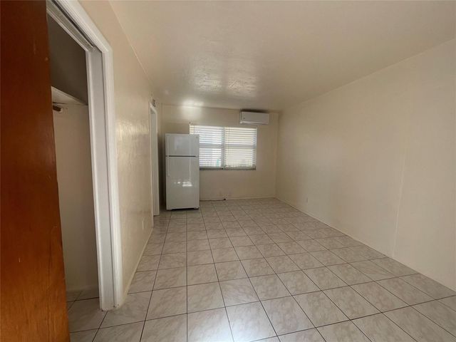 1727 DEWEY Street 3, Hollywood, FL 33020