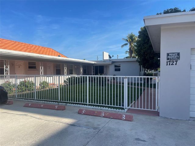 1727 DEWEY Street 3, Hollywood, FL 33020
